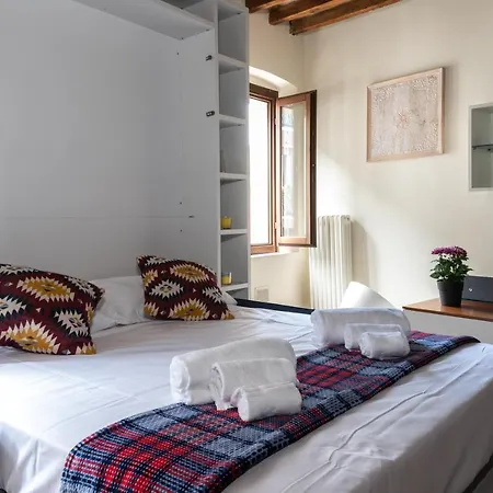 A Due Passi Della Casa Natale Del Maestro Toscanini Appartamento