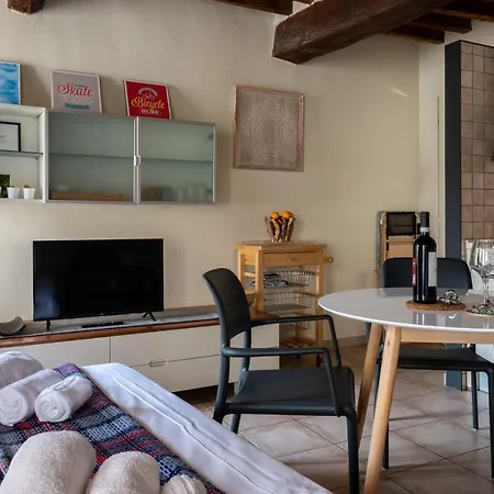 公寓 A Due Passi Della Casa Natale Del Maestro Toscanini *