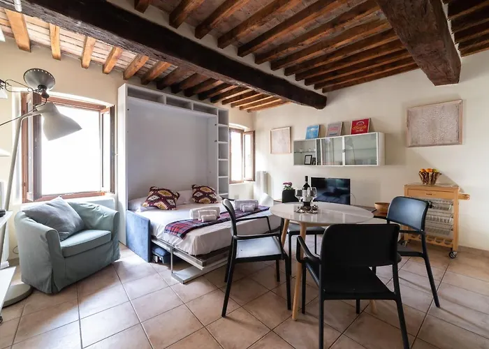 A Due Passi Della Casa Natale Del Maestro Toscanini