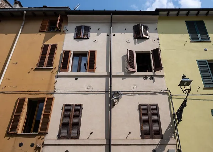 A Due Passi Della Casa Natale Del Maestro Toscanini Parma